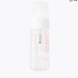 NWT Cloud Cleanse Foaming Face Wash